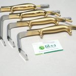 Ferriera Style Retractor With Fiber Optic Light Guide and Suction Tube, With Smooth End, 18.5cm