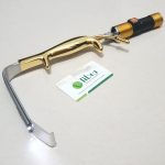 Tebbetts Style Retractor With Fiber Optic Light Guide and Suction Tube, With Teeth End, 18.5cm