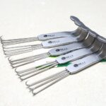 Anderson Bear Claw Retractors