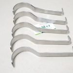 Deaver Retractors With Flat Handle