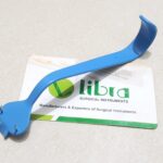 Transconjunctival Retractor insulated